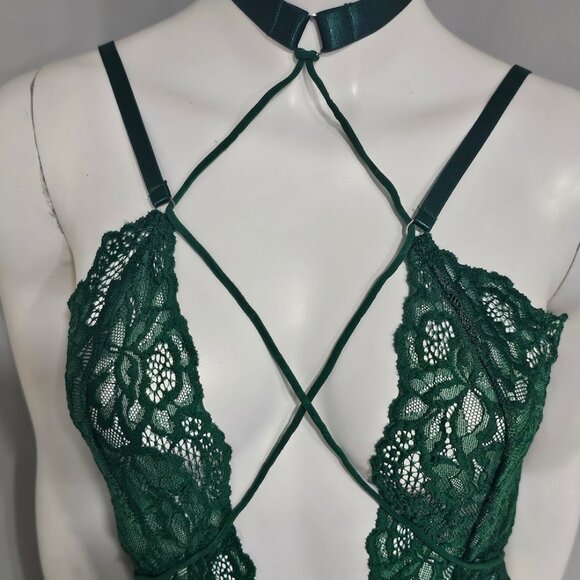 Criss Cross Teddy with Choker Lingerie - Picture 7 of 8